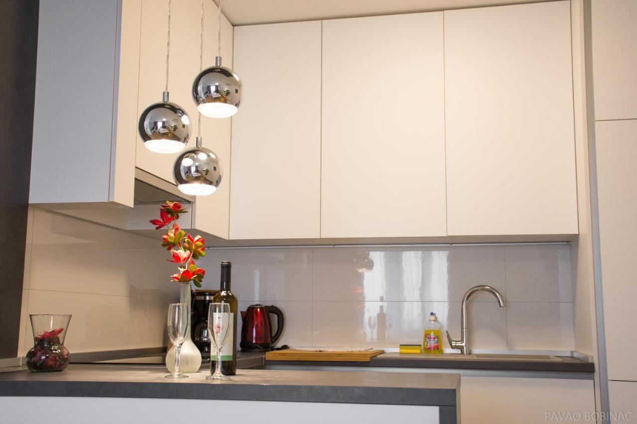 West Residence Luxury Apartment- Parking In Garage Загреб Екстериор снимка